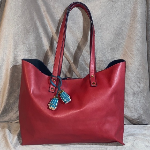 Lulu Dharma Handbags - Lulu Dharma Elegant Red Tote Bag